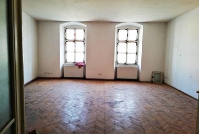 Apartament cu 2 camere în Central - 1