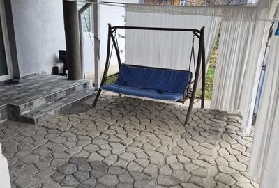 Casă cu Teren 200 Mp în Central - 1