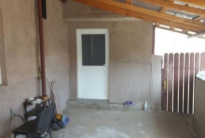 Casă cu 3 camere în Stejaru - 8