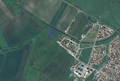 Teren de 2410 mp, în Tineretului - 2