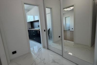 Apartament cu 2 camere decomandat în Titan - 11