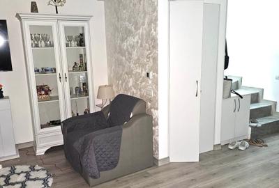 Casă cu 4 camere cu Canalizare în Titan - 8