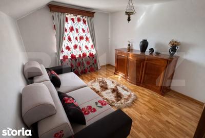 Casă cu 3 camere cu Teren 700 Mp în Central - 1