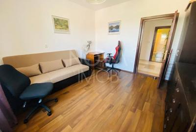 Apartament de inchiriat 3 camere, balcon, garaj, Zona Sub Arini - 7