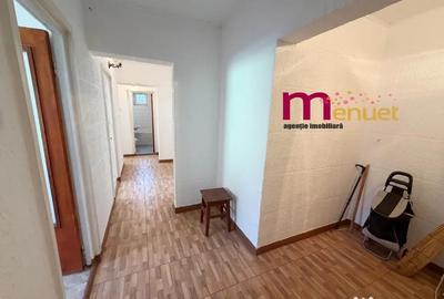 Apartament cu 3 camere decomandat în Piața Nouă - 2