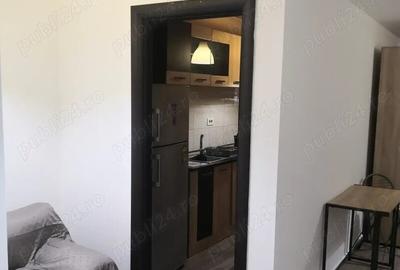 Garsonieră semidecomandată în Roșu