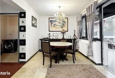 Casă cu 5 camere decomandat cu Teren 300 Mp în Central - 1