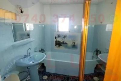 Apartament cu 3 camere decomandat în E3