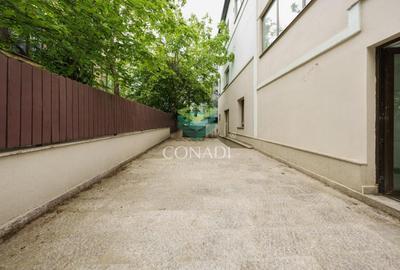 Casă individuală cu 7 camere cu Canalizare în Primăverii - 2