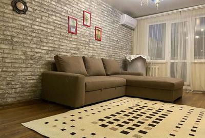 Apartament cu 3 camere decomandat în Apărătorii Patriei - 2