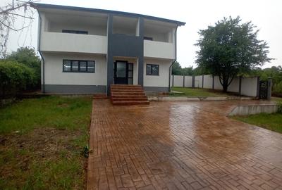 Casa cu 5 camere, doua bai Bucium Casa cu 5 camere, doua bai Bucium - 28