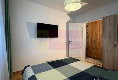 Apartament cu 3 camere semidecomandat în Berceni - 1