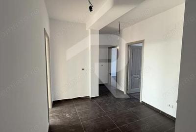 Casă cu 5 camere cu Teren 256 Mp în Ostratu - 1