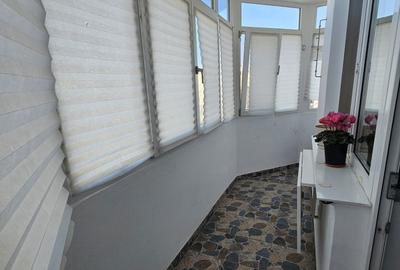 Garsonieră decomandată în Rovine - 8