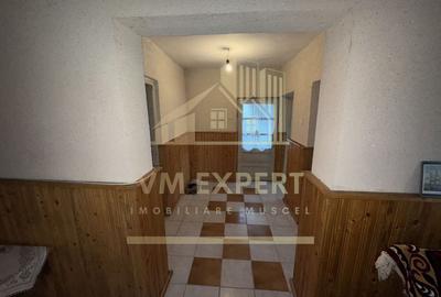 Casă cu 5 camere cu Teren 468 Mp în Bughea de Sus - 18