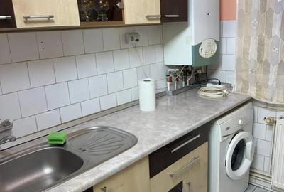 Apartament cu 2 camere decomandat în Vest