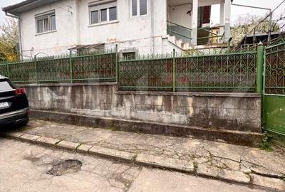 Apartament cu 3 camere în Cărpiniș - 10