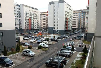 Apartament cu 3 camere decomandat, mobilat în Tractorul - 13