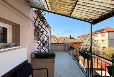 Apartament cu 4 camere semidecomandat în Central - 2