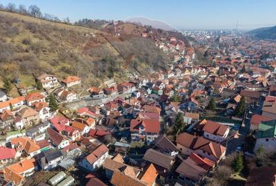 Casă cu 2 camere cu Teren 620 Mp în Schei - 24