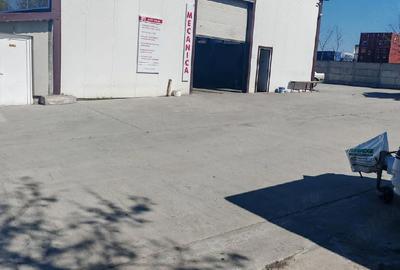 Spațiu comercial, de 500 mp, în Central