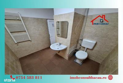 Spațiu comercial, de 125 mp, în 9 Mai - 6