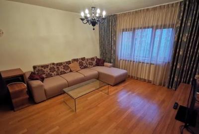 Apartament cu 3 camere decomandat, mobilat în Sebastian