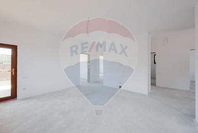 De vanzare Casa noua cu 4 camere in Paleu - 6
