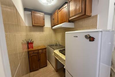 Garsonieră decomandată, mobilată în Ampoi 1 - 2