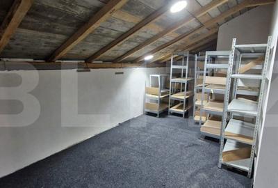 Casă cu 4 camere cu Teren 5423 Mp în Petrești - 2