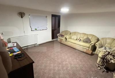 Spațiu comercial, de 300 mp, în Central - 9