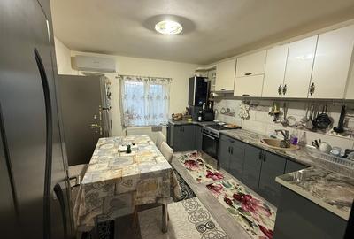 Apartament cu 4 camere decomandat în Central