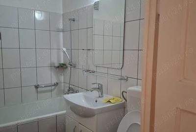 Piata Mihail Kogalniceanu - Ci?migiu - Universitate - 2