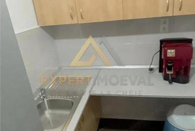 Spațiu comercial, de 135 mp, în Central - 11
