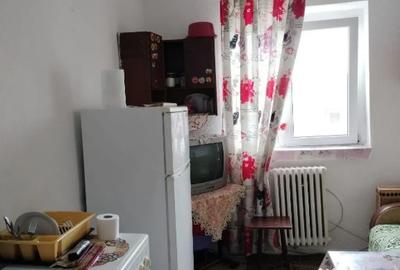 Garsonieră nedecomandată în Florilor - 2