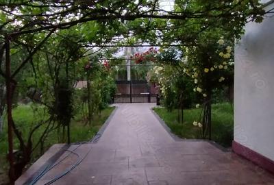 Casă cu Teren 1172 Mp în Corbeanca