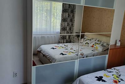 Apartament cu 3 camere semidecomandat în Central - 5