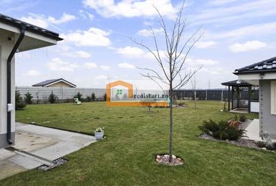 Casă individuală cu 4 camere cu Canalizare în Balotești - 29