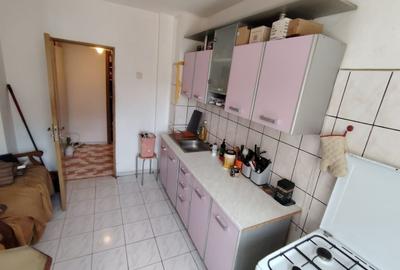 Apartament cu 4 camere semidecomandat în Brâncoveanu - 11