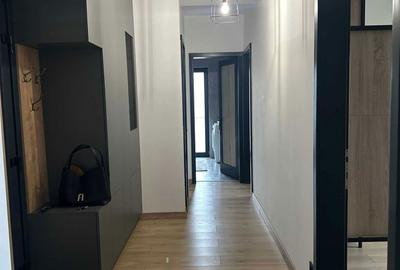 Apartament cu 3 camere decomandat în Central - 2