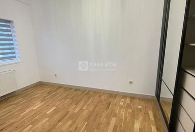 Apartament cu 3 camere decomandat în Central - 9