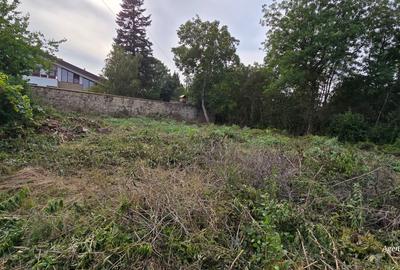 Teren Construcții intravilan de 1500 mp, în Central