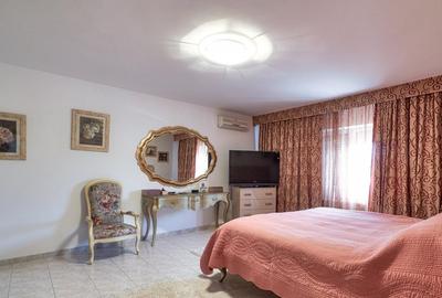 Vila impozanta cu o curte generoasa si garaj - 8