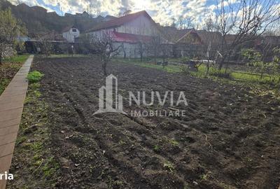 Casă cu 3 camere cu Canalizare în Central - 1