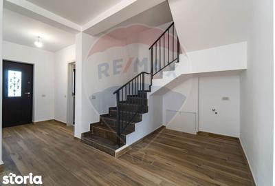 Casă cu 4 camere cu Teren 397 Mp în Hărmanului - 17