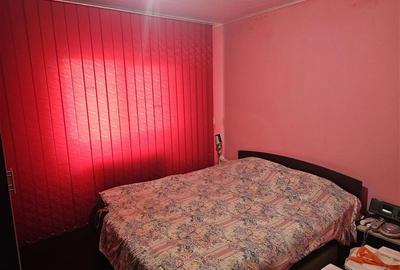 Apartament cu 2 camere decomandat, mobilat în Micro III - 16