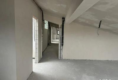 Apartament cu 3 camere decomandat în Băneasa - 9