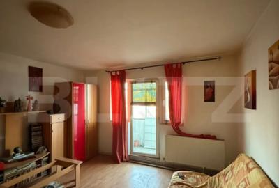 Apartament cu 2 camere semidecomandat în Micro 4 - 6