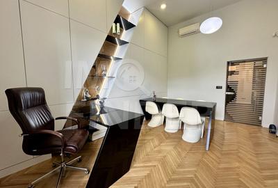 Apartament cu 2 camere semidecomandat, mobilat în Central - 1