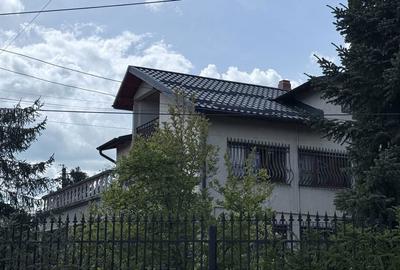 Casă cu 4 camere în Central - 7